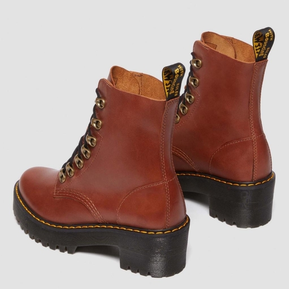 Dr Martens Leona Combat Boots In Saddle Tan Farrier Leather Sz 10 Like New W/Box - Picture 6 of 15